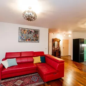 Stunning Apartment. Garage. Security. Mokotow Area Warszawa