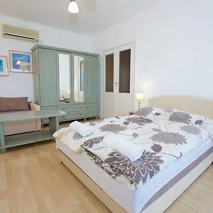 Zoli Apartmanok-balcony Koelcsey 32 Hajdúszoboszló
